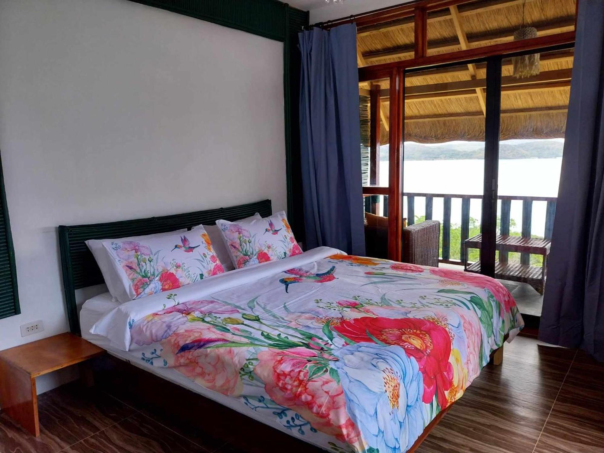 Miley Lodging Restobar New Busuanga Экстерьер фото